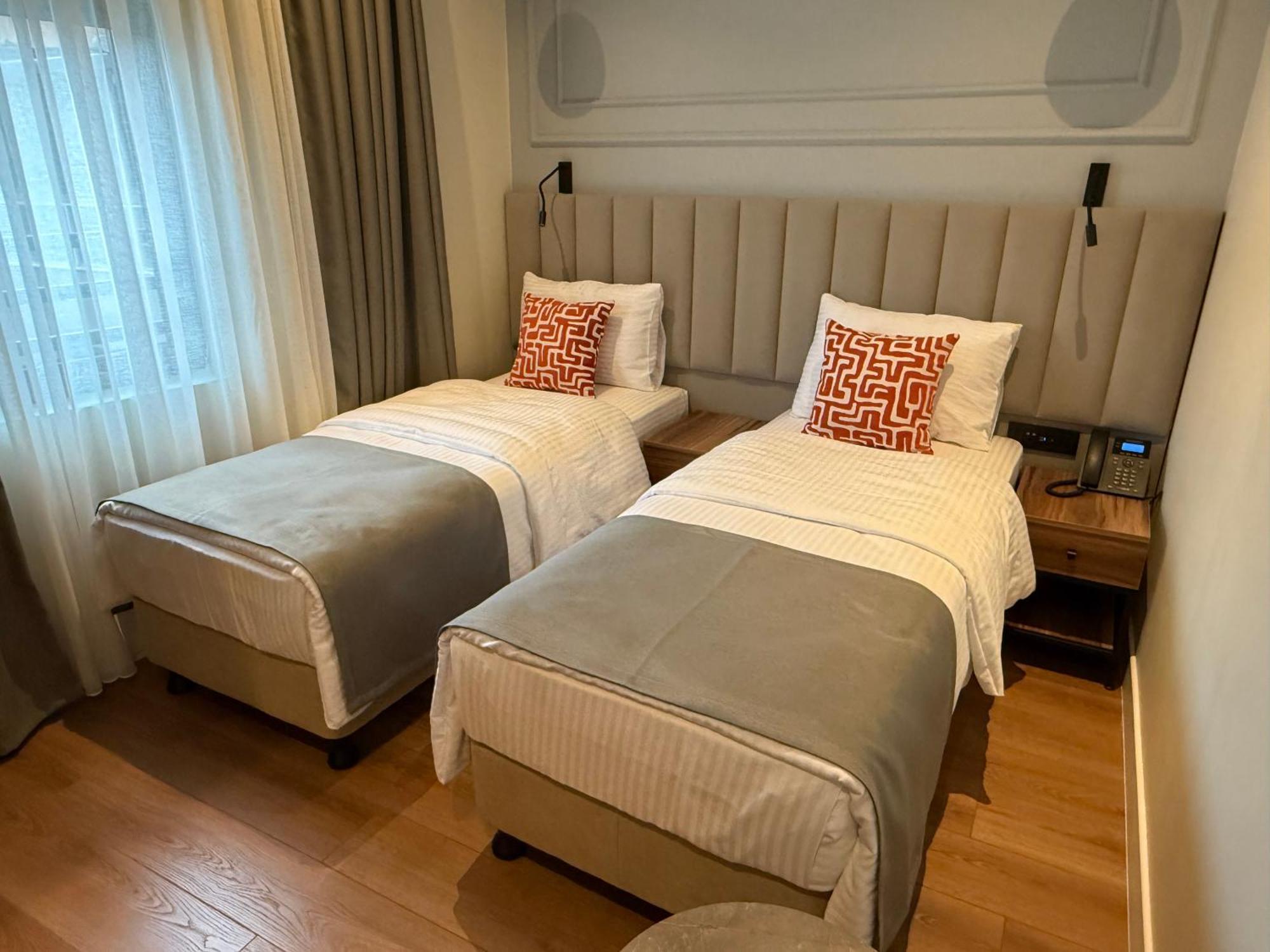Otel Center Port Karakoey *