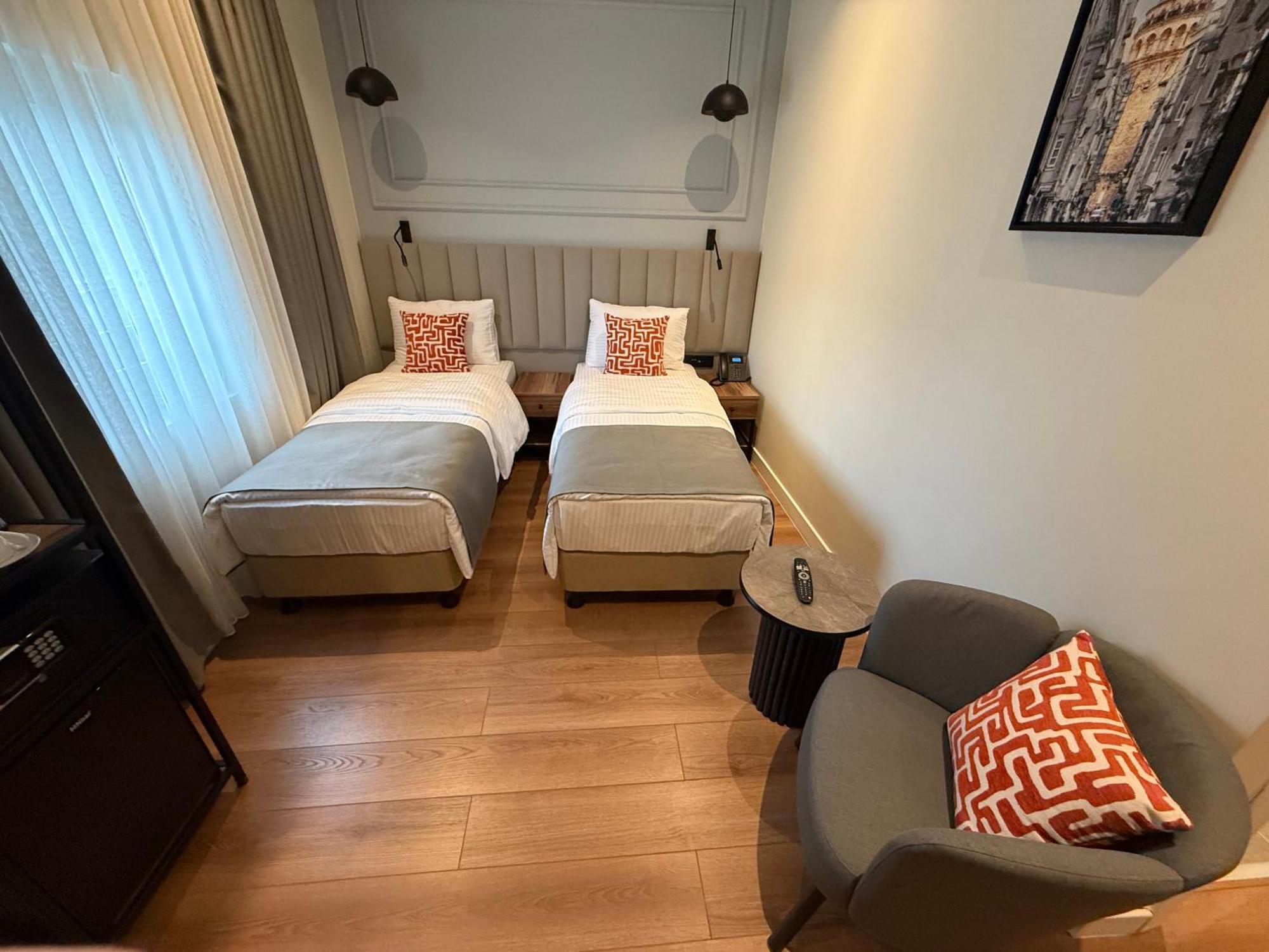 Otel Center Port Karakoey *